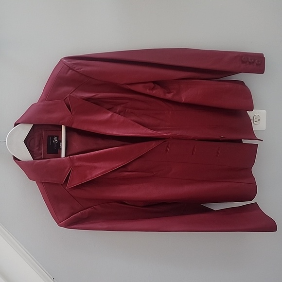 EAST 5TH LEATHER JACKET - Picture 1 of 8